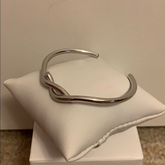 3.3 Field Trip - Bangle/Bracelet - Picture 1 of 4